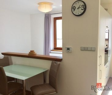 Apartment for rent, 2+kk - 1 bedroom, 53m - Photo 6