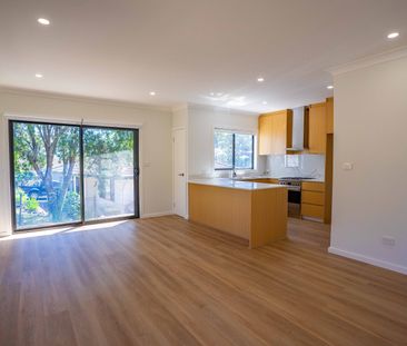 1A Strawberry Terrace, Glendale NSW 2285 - House For Rent | Domain - Photo 1