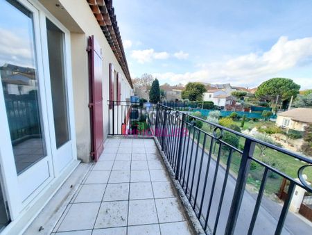 A LOUER - APPARTEMENT CARPENTRAS - 1 pièces 34.50m² - Photo 3