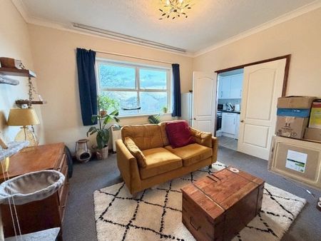 West Road, Woolston - Photo 2