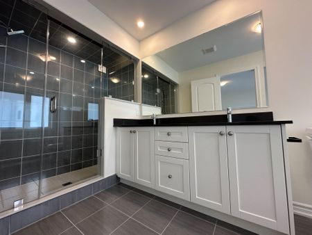 For Lease - 27 Bowline Vista N/A, East Gwillimbury, Ontario - Photo 3