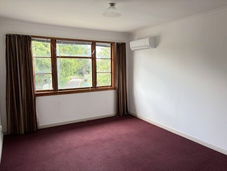 Roslyn - 2 bedrooms - Photo 2