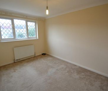 4 bedroom terraced house to rent - Photo 1
