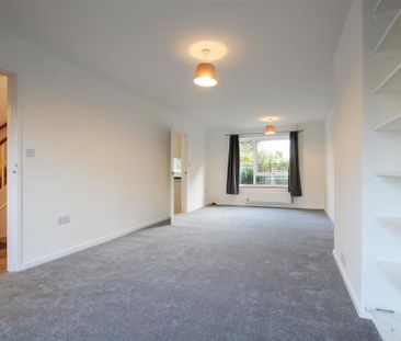 3 bedroom detached house to rent - Photo 1