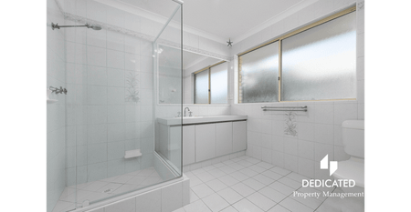 Perfection on a Quiet Street - Photo 5