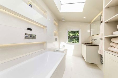 Eversleigh Road, SW11, London - Photo 5