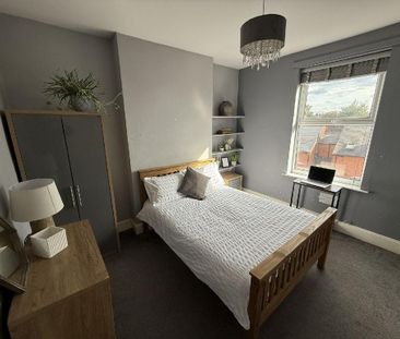 4 bedroom house to rent - Photo 1
