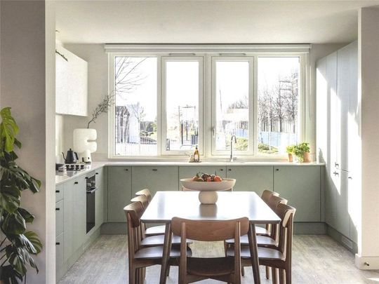 3 bedroom terraced house to rent - Photo 1