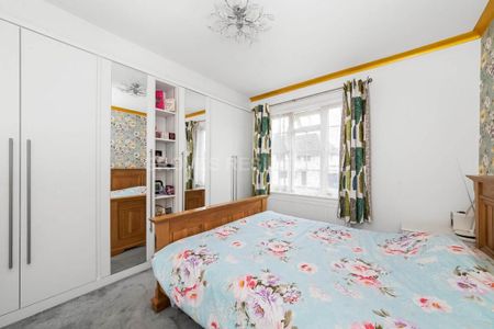 4 bedroom terraced house to rent - Photo 2