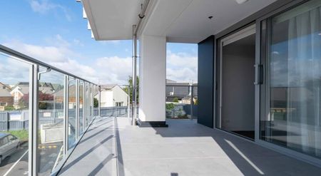 Fabulous and Sunny Apartment including carpark - Photo 5