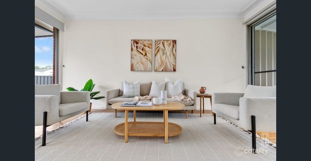 A Home with Heart in a Welcoming Neighbourhood - Photo 1