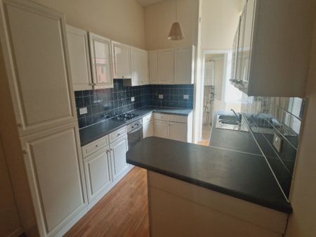 Novar Drive , 2/L Glasgow, G12 9UB - Photo 4