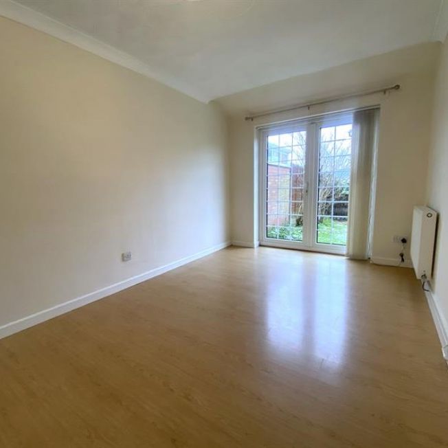 3 Bedroom Semi Detached To Let - Photo 1