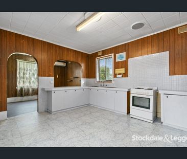 Close to School! - Photo 2