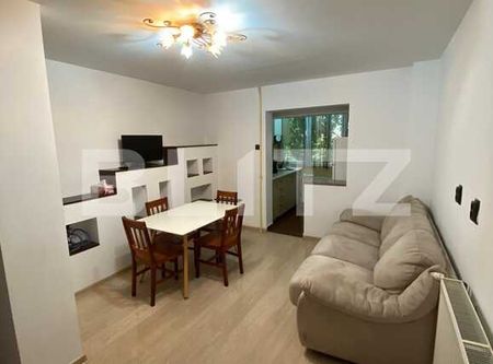 Apartament cu 3 camere, 60 mp, parcare, zona strazii Nicolae Titulescu - Photo 2