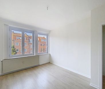Duplex met 3 kamers, groot terras en garage - Photo 5