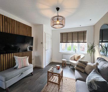 3 bedroom semi-detached house to rent - Photo 4