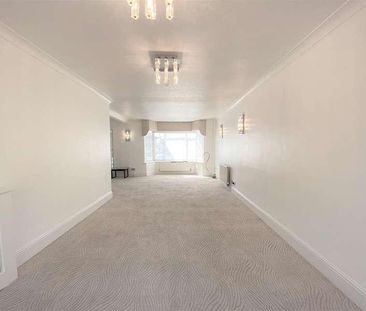 Hartland Drive, Edgware, HA8 - Photo 2