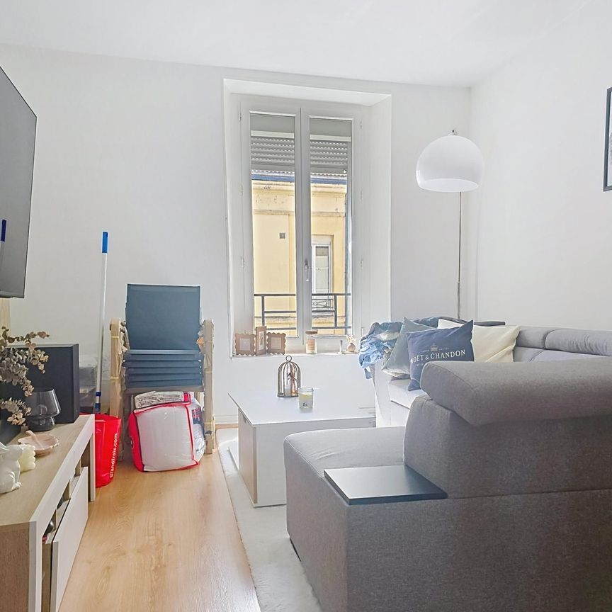 Location Appartement 3 pièces 58m² LA NEUVILLETTE 51100 - Photo 1