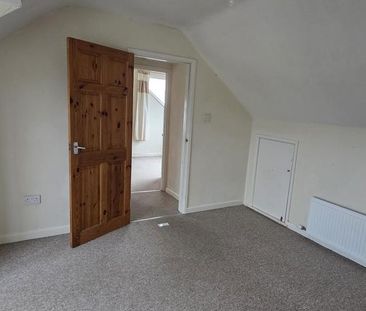3 bedroom semi-detached bungalow to rent - Photo 5