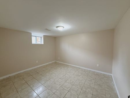 For Lease - 220 Ellington Drive Unit# Bsmt, Toronto, Ontario - Photo 5