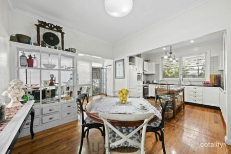 Comfortable 3-Bedroom Home in a Convenient Cessnock Location - Photo 5