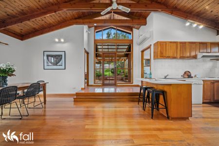 Charming Sandy Bay Home - Available for a 6-Month Lease - Photo 3