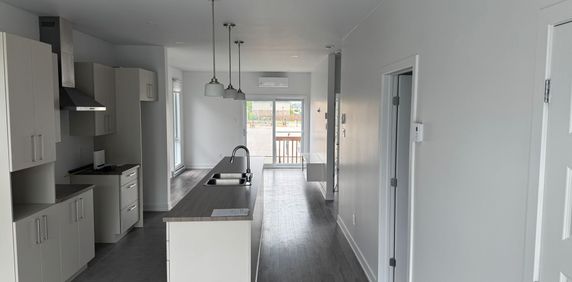 Appartment NEUF, MODERNE, ENSOLEILLE - Photo 2