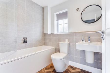 2 bedroom semi-detached house to rent - Photo 5
