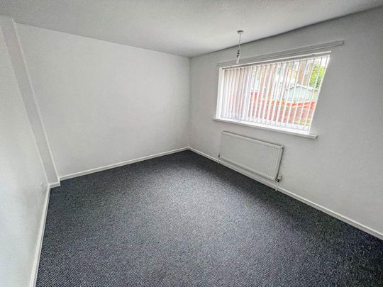 2 bed lower flat to rent in NE12 - Photo 1