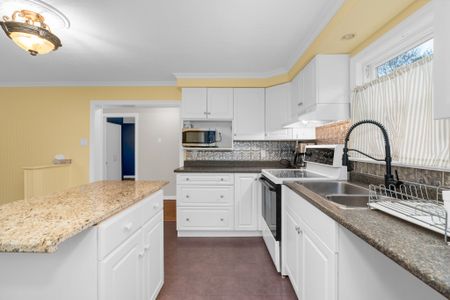 For Lease - 380 Gill Street, Orillia, Ontario - Photo 5