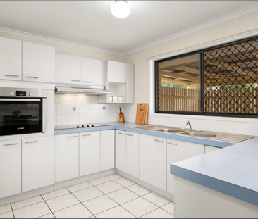 16 Pegasus Avenue, Eatons Hill QLD 4037 - House For Rent | Domain - Photo 5