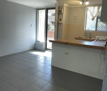 Modern, low-maintenance living in the heart of Wembley - Photo 1