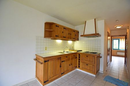 Zonnig en licht appartement met 1 ruime slaapkamer vlakbij het Eeklose handelscentrum! - Foto 4