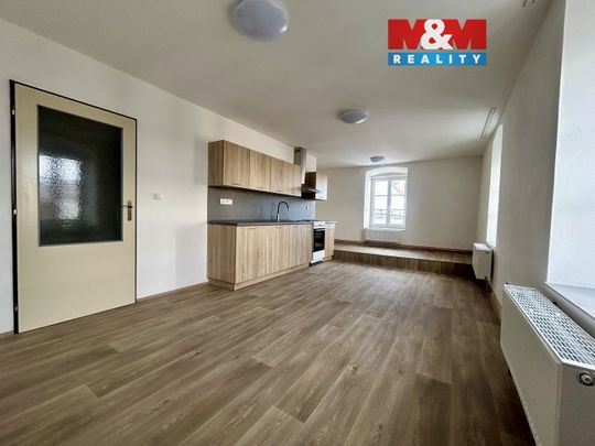 Pronájem bytu 1+1 56 m² - Photo 1