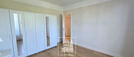 Maison • Le Vésinet - Photo 2