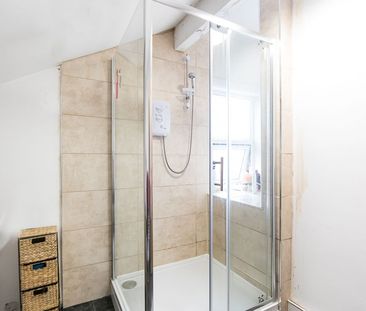 Estcourt Avenue, Headingley, Leeds - Photo 2