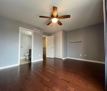 For Lease - 578 Chapman Mills Drive Unit# B, Barrhaven, Ontario - Photo 3