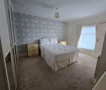 2 bedroom semi-detached house to rent - Photo 3