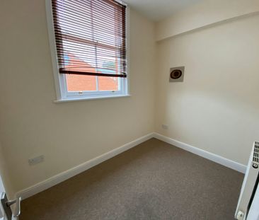 Duplex to rent on - Photo 2