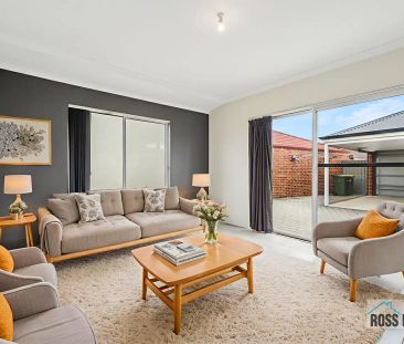 “Bright, Spacious, and Secure - 3-Bedroom Home in Piara Waters” - Photo 3