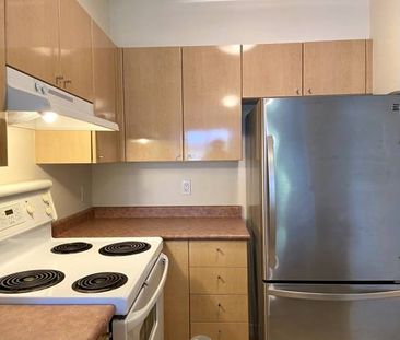 Unfurnished 1-Bedroom Condo in Cambie Village - Photo 2