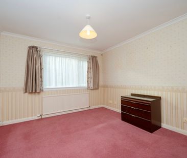 2 Beechwood Gardens, AB32 6YE, Westhill - Photo 5