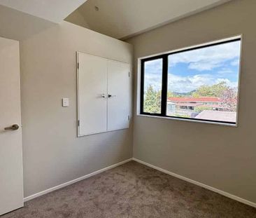 Brand-New 3-Bedroom Townhouse in Glen Eden - Photo 5