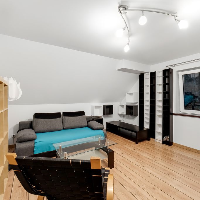 Dom na wynajem, wyposażony, garaż dwustanowiskowy. - Фото 1