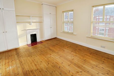 Trafalgar Drive, Bebington - Photo 2