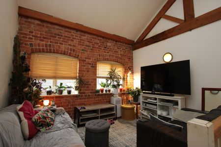 2 bedroom townhouse to rent - Photo 2