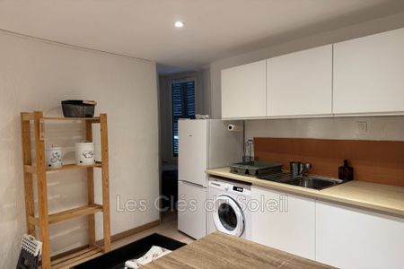 Location Appartement 2 pièces 41m² LA VALETTE DU VAR 83160 - Photo 5