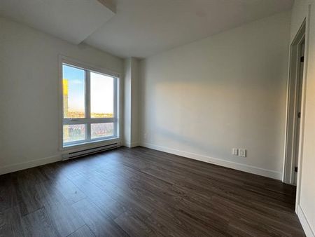 285 Boul. Hymus - Photo 5