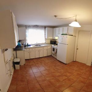 2 CH - 1 SDB - Québec - $1,057 /mo - Photo 2